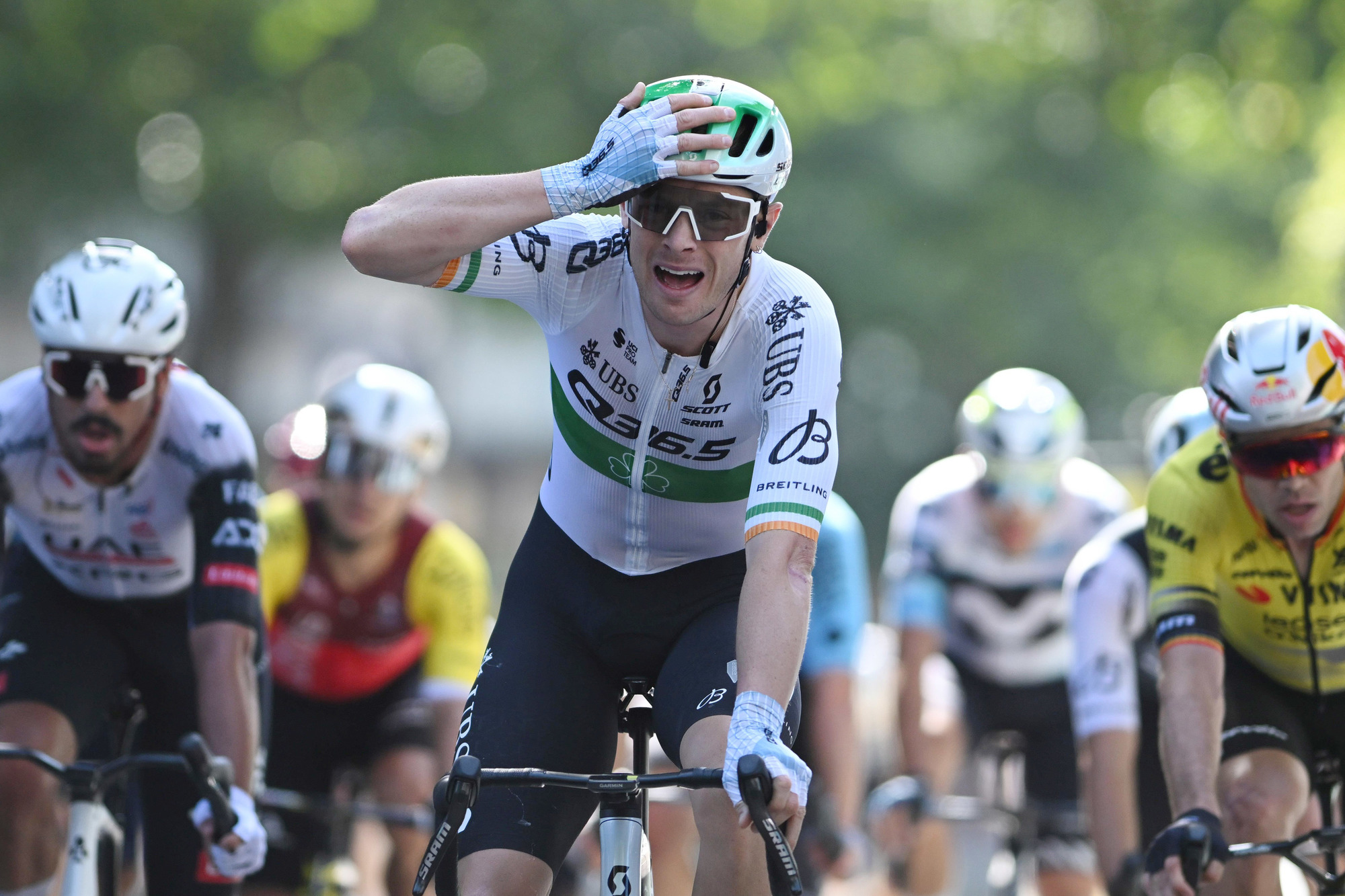 Rory Townsend celebrates winning ADAC Cyclassics 2025 in Hamburg
